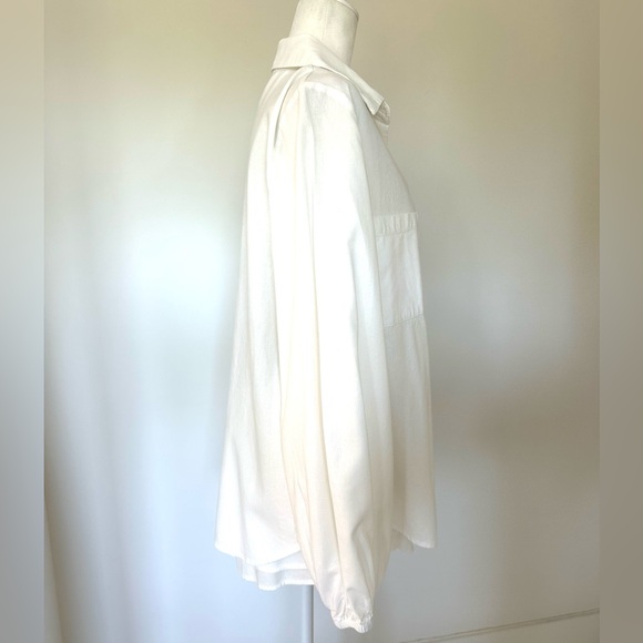 Commense Elegant Aegean White Linen Blend Blouse and Shorts Set - Picture 6 of 17